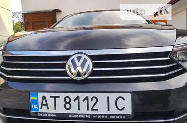 Седан Volkswagen Passat 2015 в Коломые