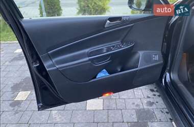 Универсал Volkswagen Passat 2009 в 