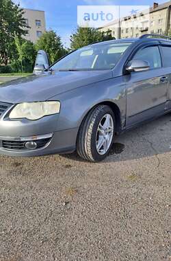 Универсал Volkswagen Passat 2006 в Коломые