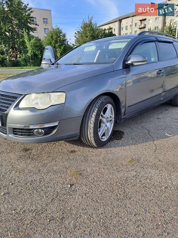 Универсал Volkswagen Passat 2006 в Коломые
