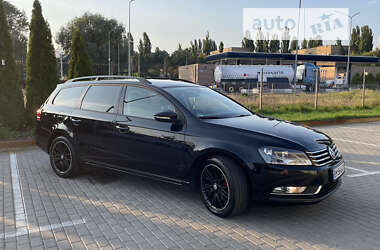 Універсал Volkswagen Passat 2011 в Києві