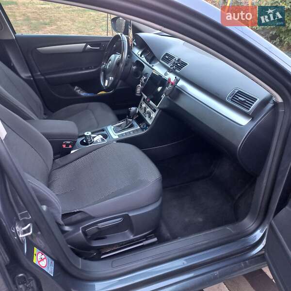 Универсал Volkswagen Passat 2013 в Черняхове фото 30 Универсал Volkswagen Passat 2013 в Черняхове