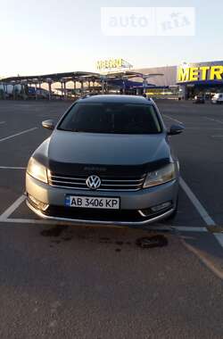 Універсал Volkswagen Passat 2011 в Вінниці