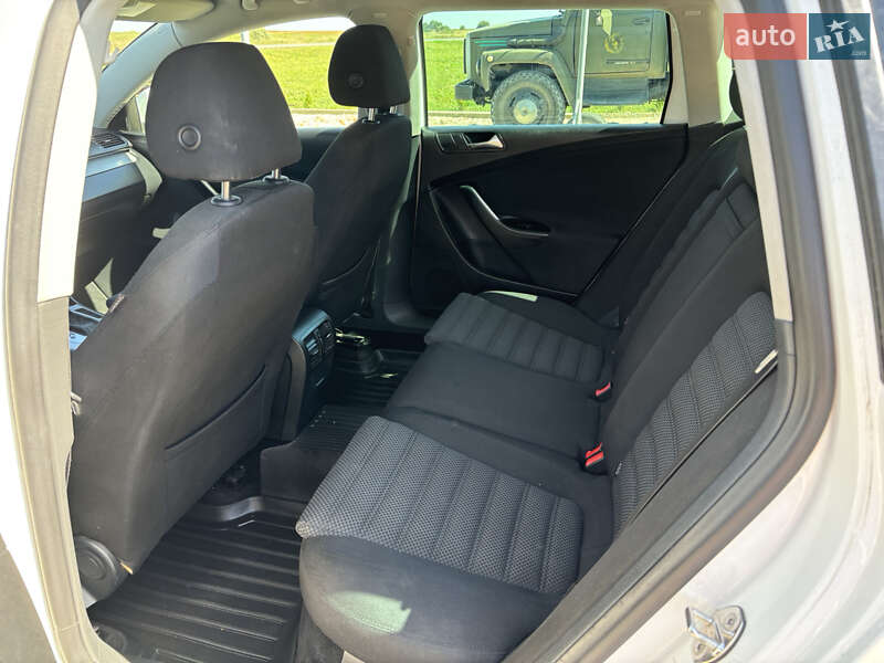 Универсал Volkswagen Passat 2010 в Львове