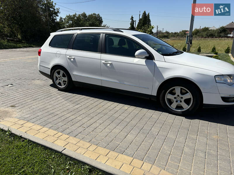 Универсал Volkswagen Passat 2010 в Львове