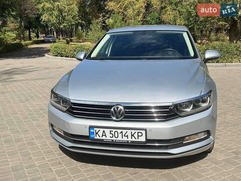 Седан Volkswagen Passat 2018 в Кривом Роге