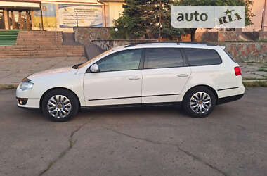 Универсал Volkswagen Passat 2010 в Николаеве