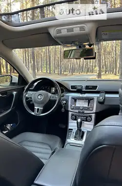 Volkswagen Passat 2011