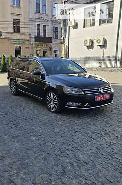 Универсал Volkswagen Passat 2011 в Черновцах