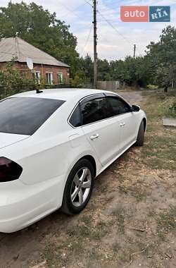 Седан Volkswagen Passat 2015 в Славянске