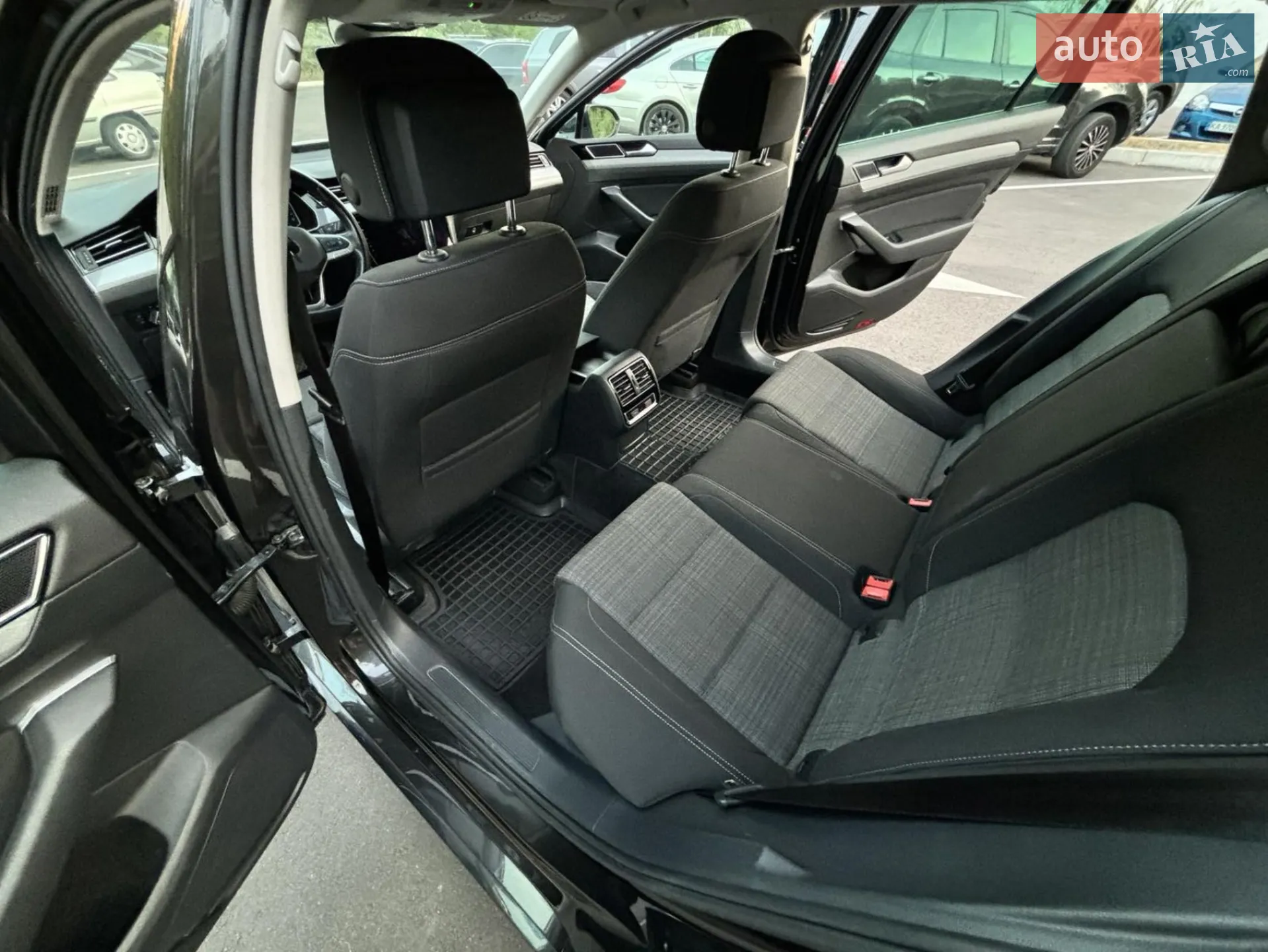 2020 Volkswagen Passat - мініатюра 29