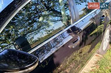 Универсал Volkswagen Passat 2011 в Львове