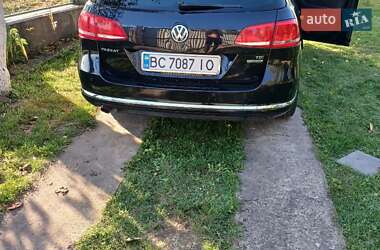 Универсал Volkswagen Passat 2011 в Львове
