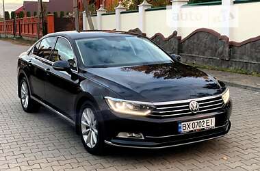 Седан Volkswagen Passat 2014 в Хмельницькому