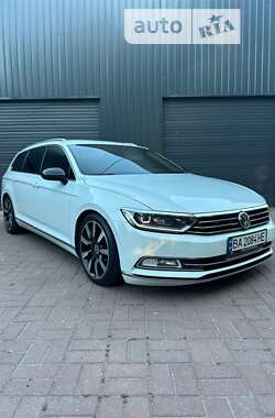 Універсал Volkswagen Passat 2015 в Кропивницькому