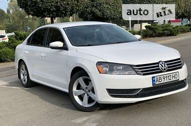 Седан Volkswagen Passat 2013 в Києві