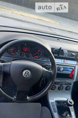 Седан Volkswagen Passat 2007 в 