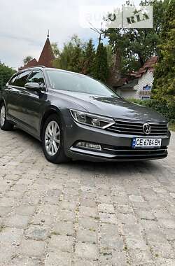 Універсал Volkswagen Passat 2015 в Чернівцях