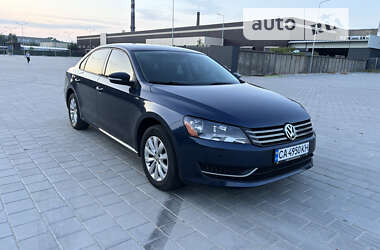 Седан Volkswagen Passat 2015 в Черкасах