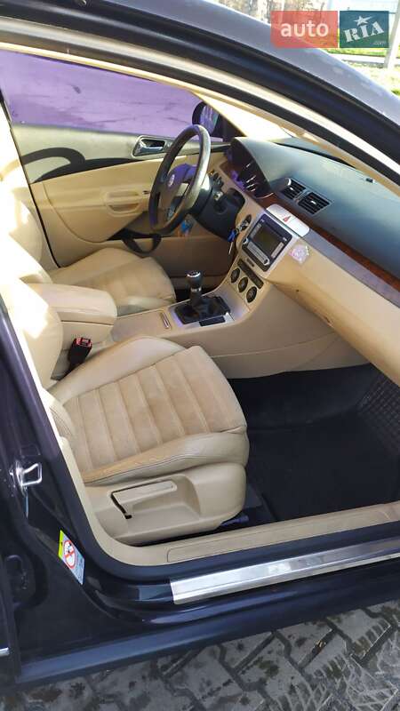 Седан Volkswagen Passat 2007 в Киеве фото 5 Седан Volkswagen Passat 2007 в Киеве