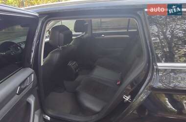 Универсал Volkswagen Passat 2014 в Киеве