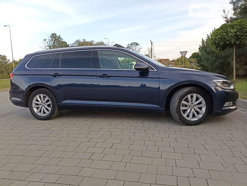 Універсал Volkswagen Passat 2017 в Львові