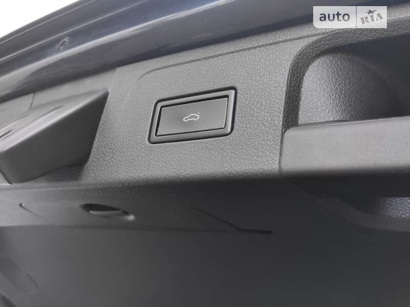 Універсал Volkswagen Passat 2017 в Львові