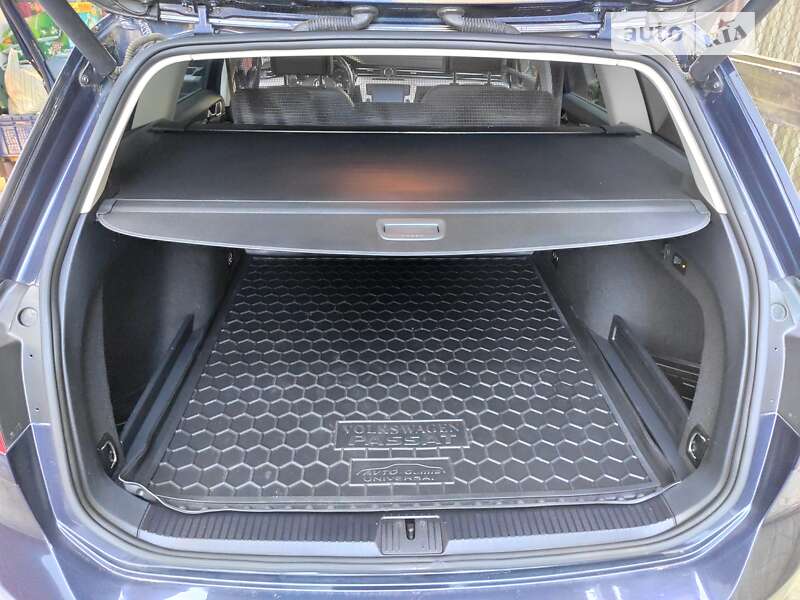 Універсал Volkswagen Passat 2017 в Львові