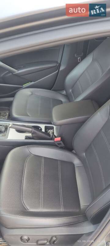 Седан Volkswagen Passat 2013 в Александрие
