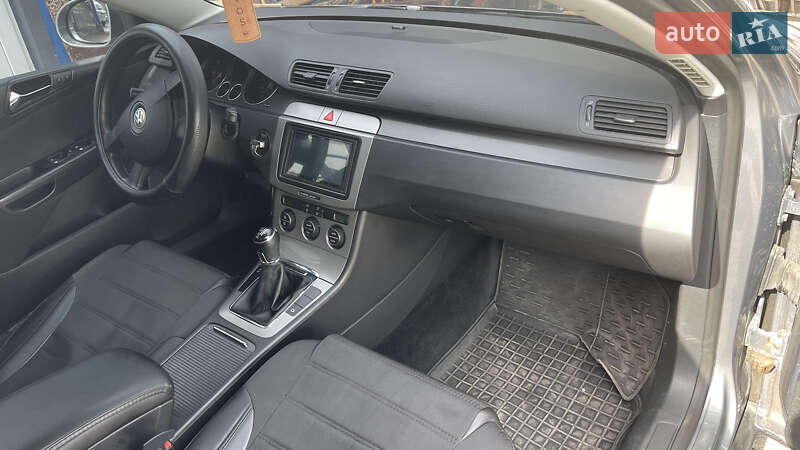 Седан Volkswagen Passat 2007 в Харкові