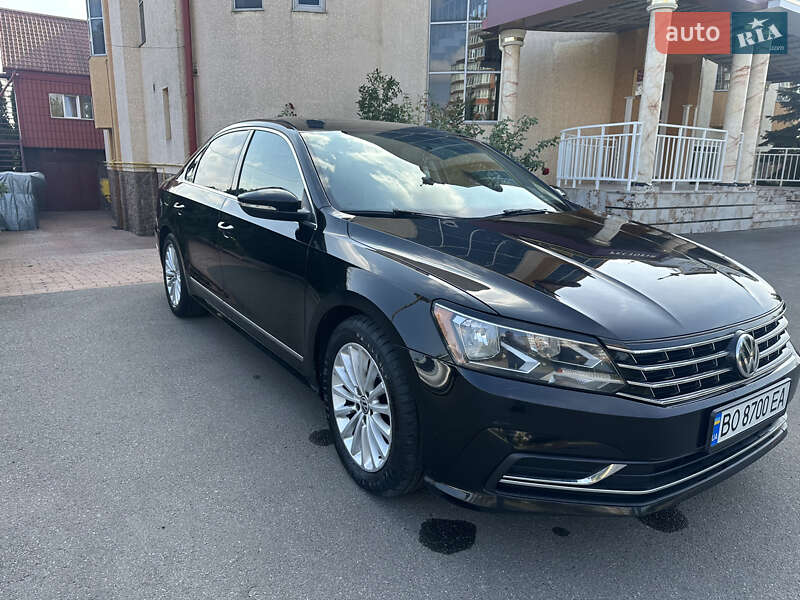 Седан Volkswagen Passat 2016 в Тернополе