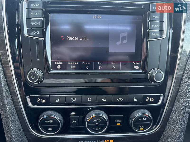 Седан Volkswagen Passat 2016 в Тернополе