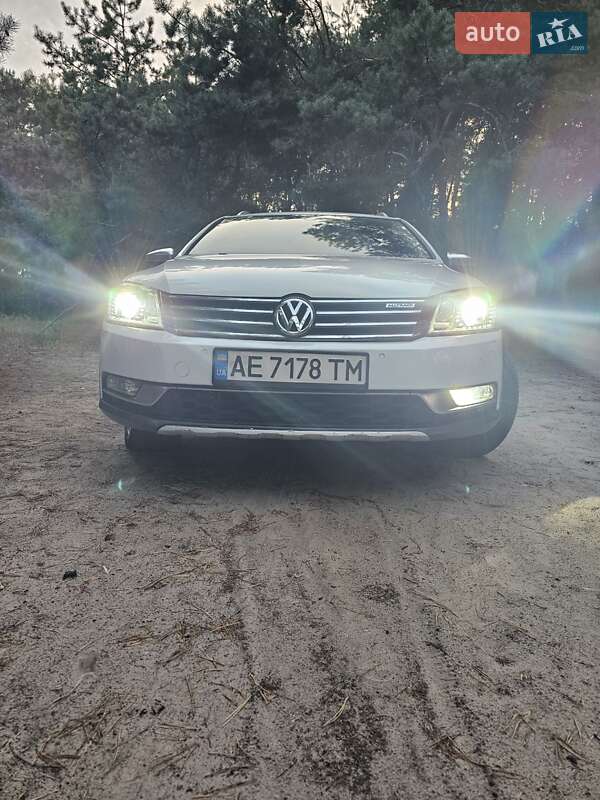 Универсал Volkswagen Passat 2012 в Павлограде фото 10 Универсал Volkswagen Passat 2012 в Павлограде