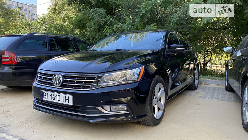 Седан Volkswagen Passat 2012 в Полтаві