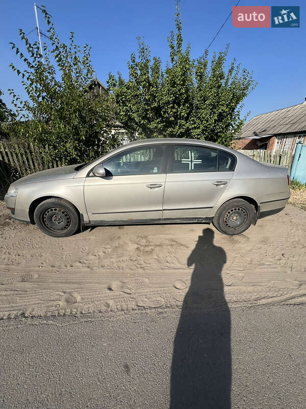Седан Volkswagen Passat 2006 в Краматорську