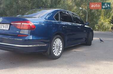 Седан Volkswagen Passat 2018 в Сумах