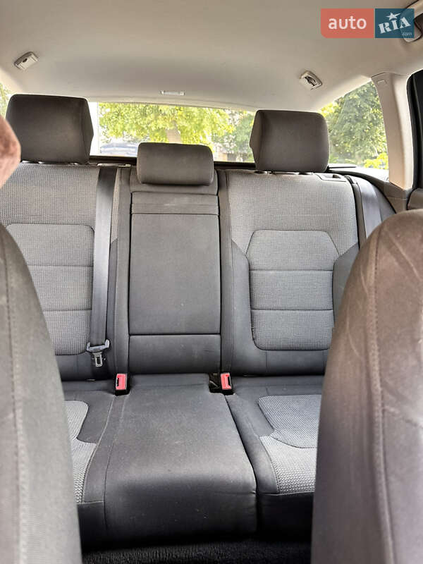 Универсал Volkswagen Passat 2010 в Броварах