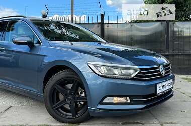 Универсал Volkswagen Passat 2015 в Киеве