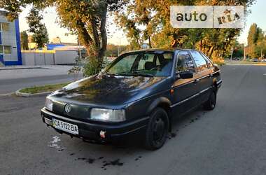 Седан Volkswagen Passat 1993 в Черкасах