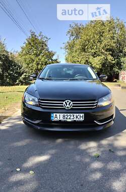 Седан Volkswagen Passat 2012 в Броварах