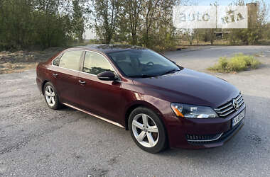 Седан Volkswagen Passat 2012 в Киеве