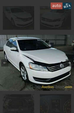 Седан Volkswagen Passat 2014 в 