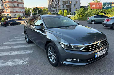 Универсал Volkswagen Passat 2015 в 
