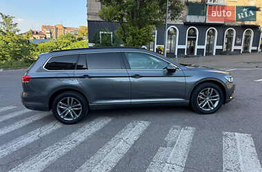 Универсал Volkswagen Passat 2015 в 