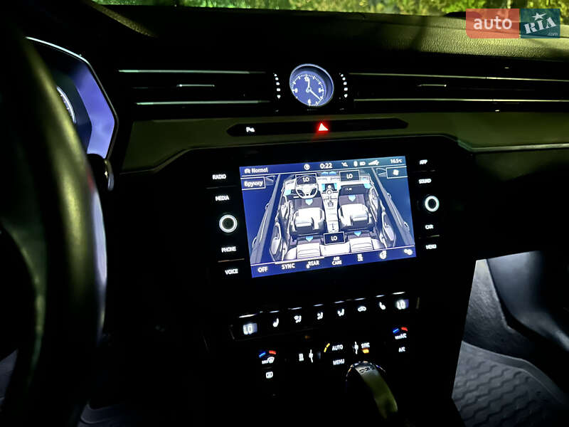 Универсал Volkswagen Passat 2018 в Львове