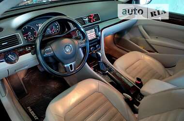 Седан Volkswagen Passat 2012 в Звенигородке