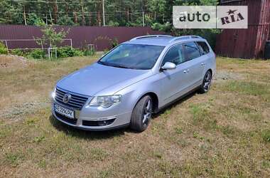 Универсал Volkswagen Passat 2008 в Киеве