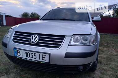 Универсал Volkswagen Passat 2002 в Гребенке