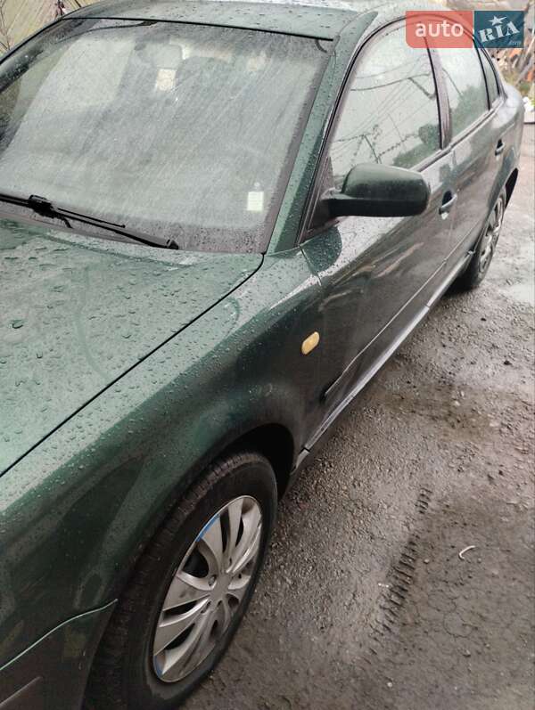 Седан Volkswagen Passat 1999 в Балті