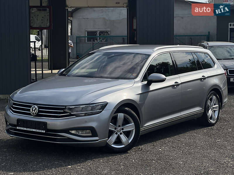 Універсал Volkswagen Passat 2019 в Ужгороді